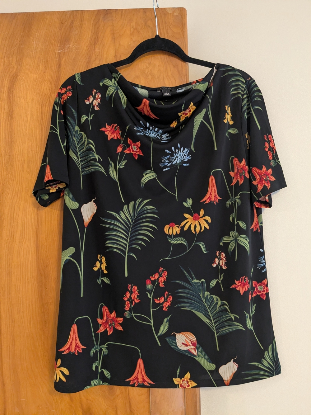 Ann Taylor Black Floral Draped-Neck Short Sleeve Top